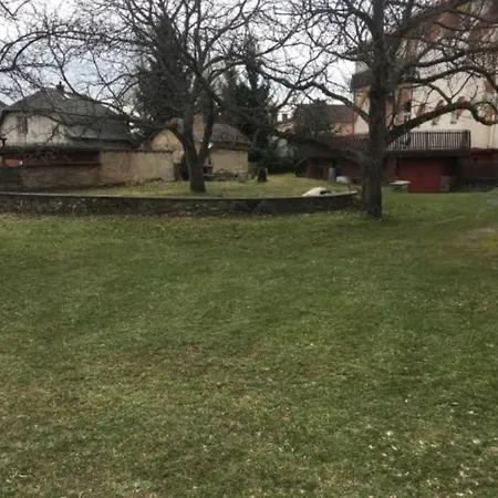 A Stanování Na Faře Javorník