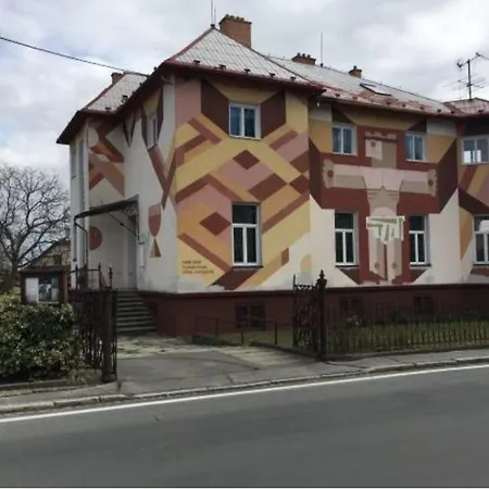 A Stanování Na Faře *
