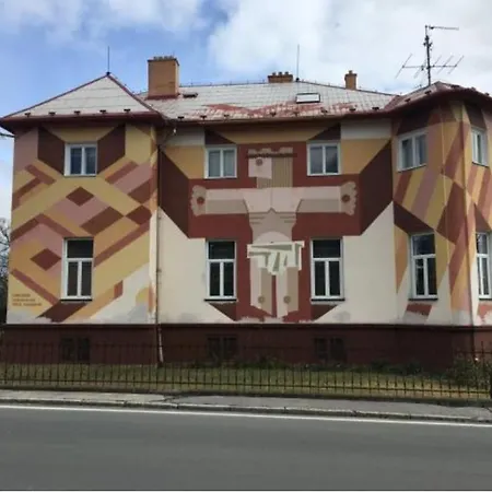 A Stanování Na Faře *
