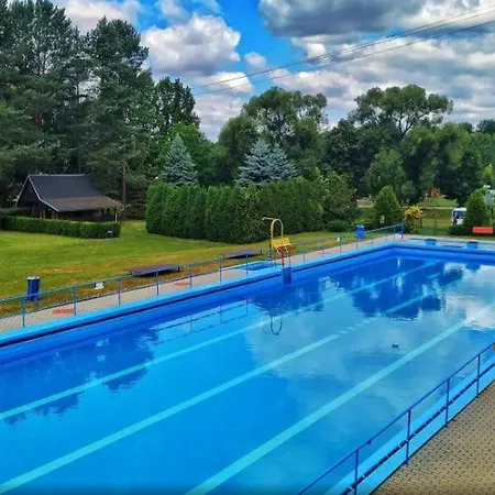 A Stanování Na Faře Apartmán Javorník