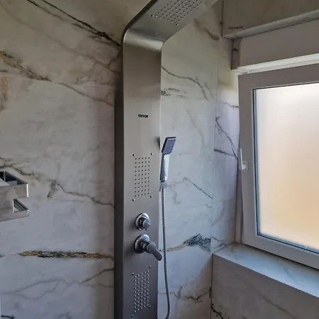 Apartmán A Stanování Na Faře Javorník