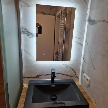 A Stanování Na Faře Javorník