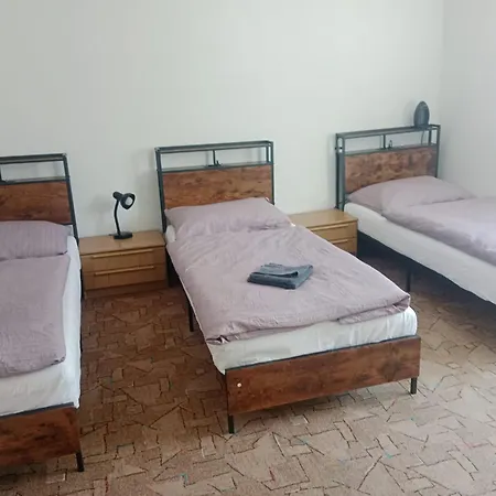 A Stanovani Na Fare *